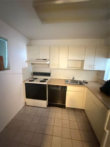 11309 SW 200th Street C213, Miami, FL 33157