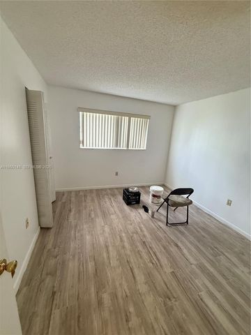 11309 SW 200th Street C213, Miami, FL 33157