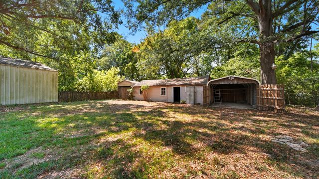 1517 MICHAEL ST, Covington, TN 38019