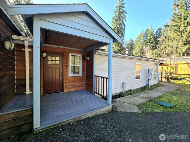 1476 Kitsap Lake Road NW, Bremerton, WA 98312