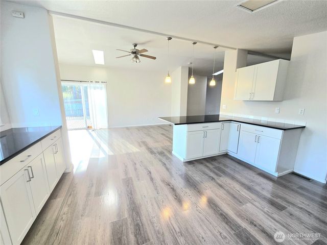 1476 Kitsap Lake Road NW, Bremerton, WA 98312