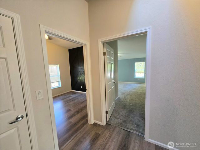 1476 Kitsap Lake Road NW, Bremerton, WA 98312