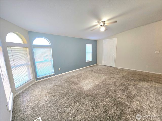 1476 Kitsap Lake Road NW, Bremerton, WA 98312