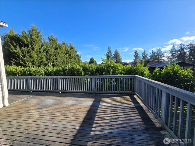 1476 Kitsap Lake Road NW, Bremerton, WA 98312