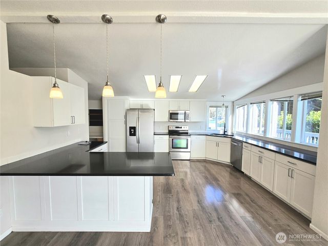 1476 Kitsap Lake Road NW, Bremerton, WA 98312