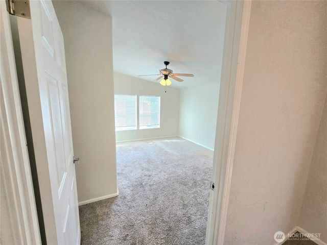 1476 Kitsap Lake Road NW, Bremerton, WA 98312