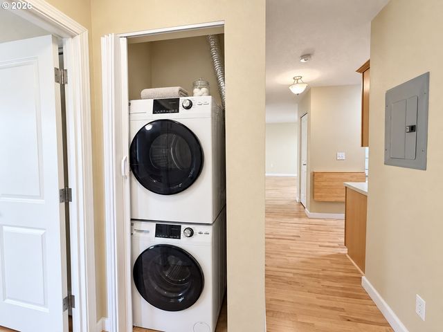 13320 Sw ALLEN Blvd 208, Beaverton, OR 97005