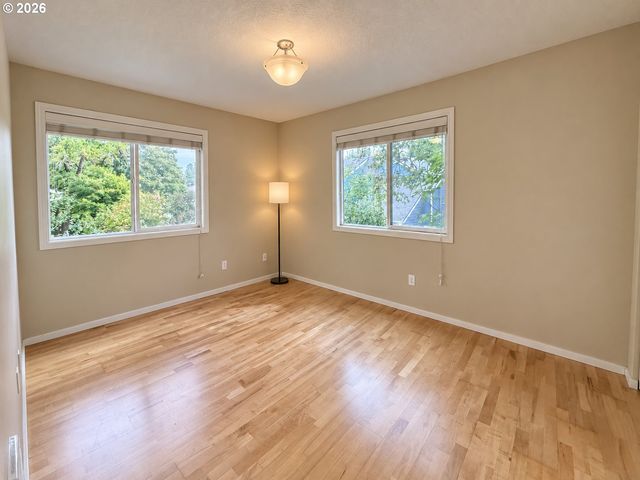 13320 Sw ALLEN Blvd 208, Beaverton, OR 97005