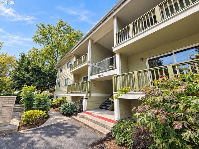13320 Sw ALLEN Blvd 208, Beaverton, OR 97005