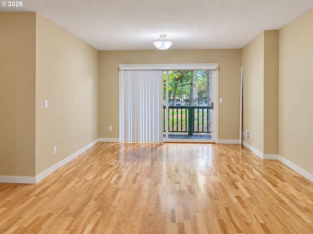 13320 Sw ALLEN Blvd 208, Beaverton, OR 97005