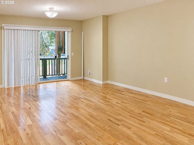 13320 Sw ALLEN Blvd 208, Beaverton, OR 97005
