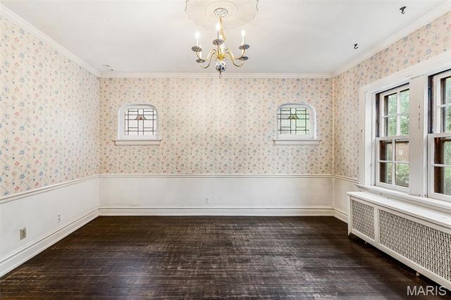 7570 Stanford Avenue, University City, MO 63130
