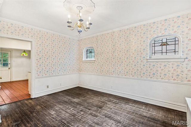7570 Stanford Avenue, University City, MO 63130