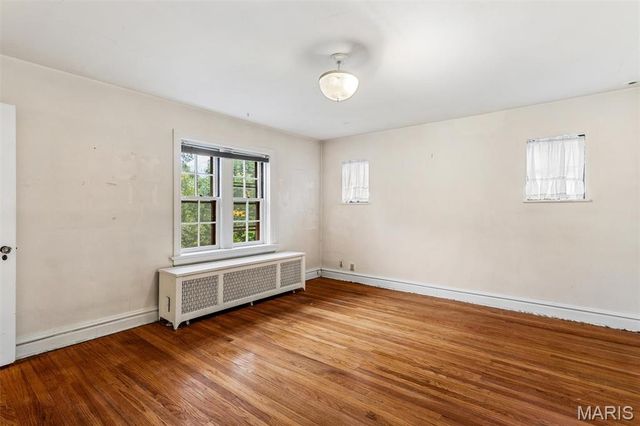 7570 Stanford Avenue, University City, MO 63130
