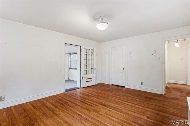 7570 Stanford Avenue, University City, MO 63130
