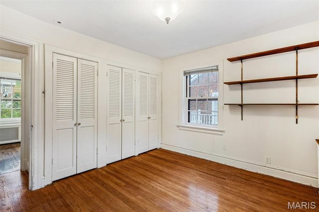7570 Stanford Avenue, University City, MO 63130
