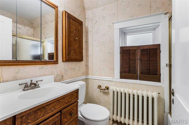 7570 Stanford Avenue, University City, MO 63130