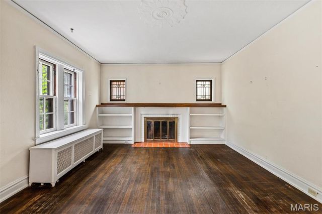 7570 Stanford Avenue, University City, MO 63130