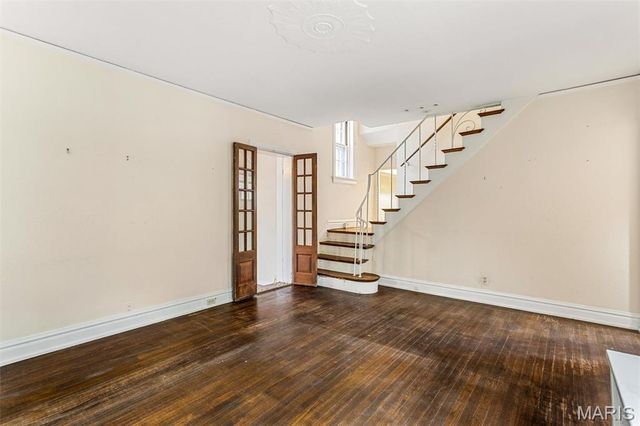 7570 Stanford Avenue, University City, MO 63130