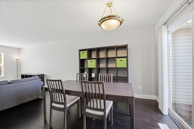 6224 Mcnaughten Place Lane, 57, Columbus, OH 43213