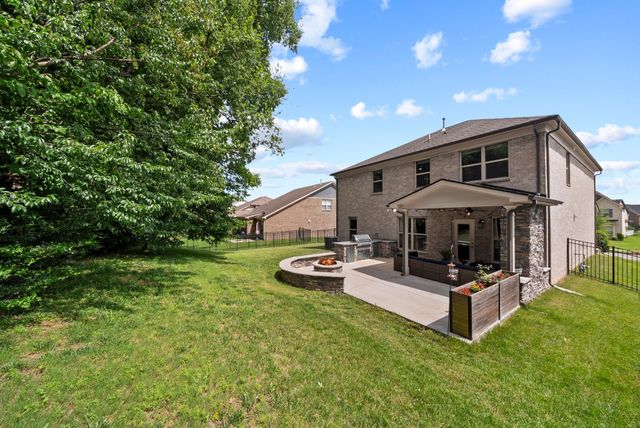 1028 Maleventum Way, Spring Hill, TN 37174