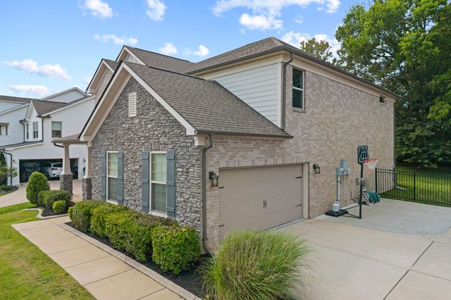 1028 Maleventum Way, Spring Hill, TN 37174