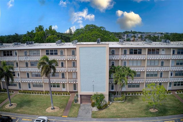 309 Southampton A 309 309, West Palm Beach, FL 33417