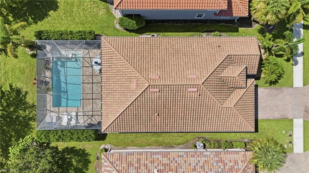 2390 Heydon CIR E, NAPLES, FL 34120 — photo 2
