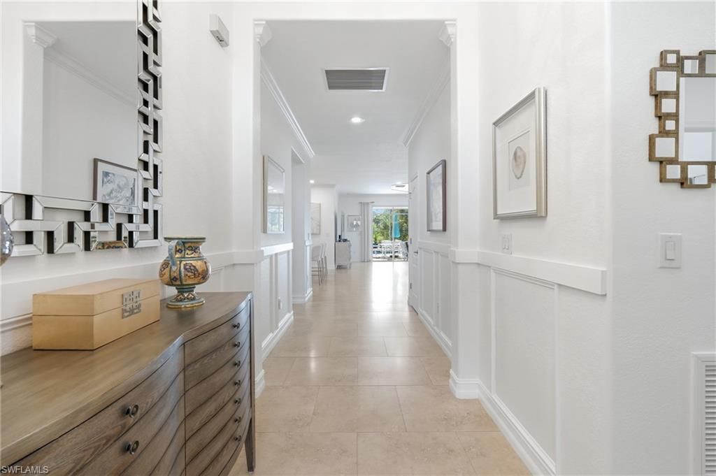 2390 Heydon CIR E, NAPLES, FL 34120 — photo 4