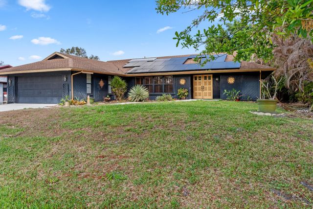 1119 SE Cambridge Drive, Port St. Lucie, Port St Lucie, FL 34952