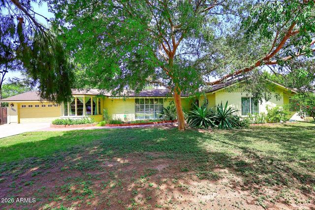 8104 N 8TH Avenue, Phoenix, AZ 85021
