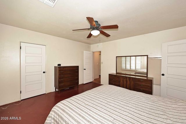 8104 N 8TH Avenue, Phoenix, AZ 85021