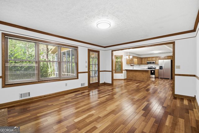 2560 Whitlock Trail, Lawrenceville, GA 30043