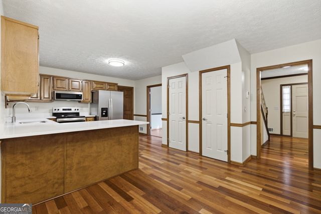 2560 Whitlock Trail, Lawrenceville, GA 30043
