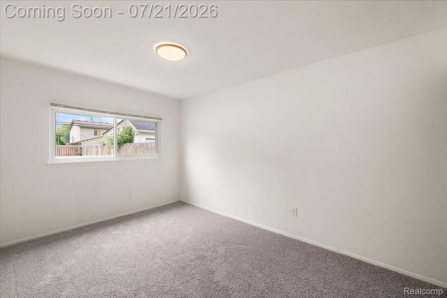 26585 Barrington Street, Madison Heights, MI 48071