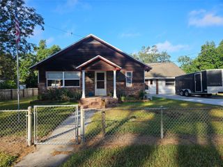 1109 N BURTON STREET, Plant City, FL 33563