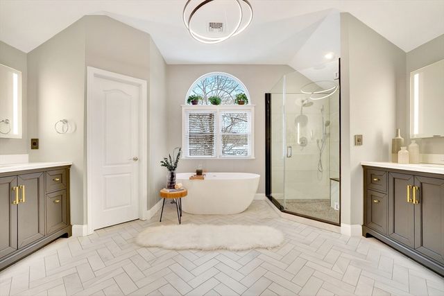 447 Waban Ave, Newton, MA 02468