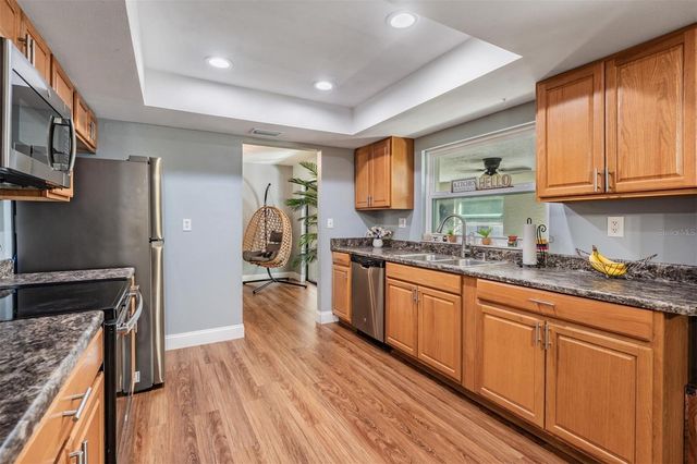 18631 SAN RIO CIRCLE, Lutz, FL 33549