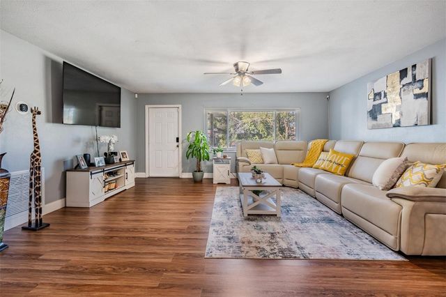 18631 SAN RIO CIRCLE, Lutz, FL 33549