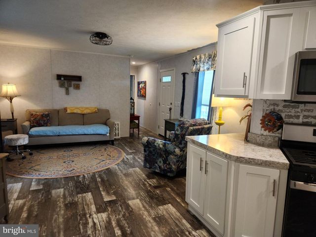 16 MILL ST, York, PA 17406