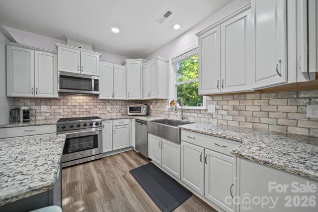 3002 Brooks Mill Lane, Wingate, NC 28174