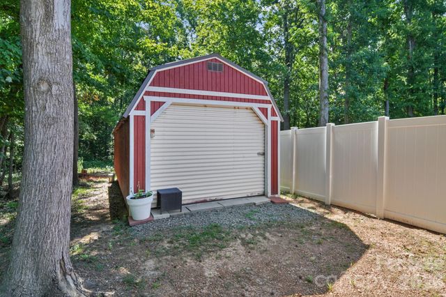 3002 Brooks Mill Lane, Wingate, NC 28174