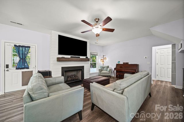3002 Brooks Mill Lane, Wingate, NC 28174