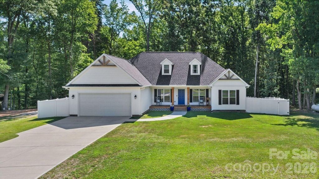 3002 Brooks Mill Lane, Wingate, NC 28174