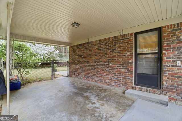 955 Vistavia Circle, Decatur, GA 30033