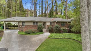 955 Vistavia Circle, Decatur, GA 30033