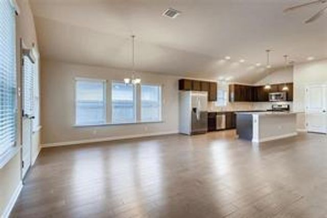 191 Bridgestone WAY, Buda, TX 78610