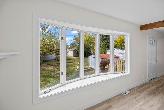 123 S Shores Drive, Decatur, IL 62521