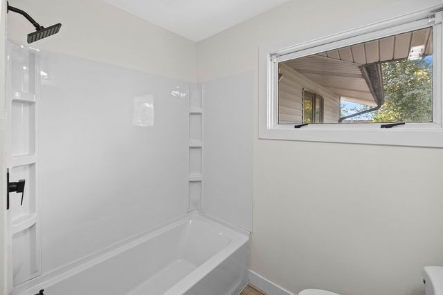 123 S Shores Drive, Decatur, IL 62521