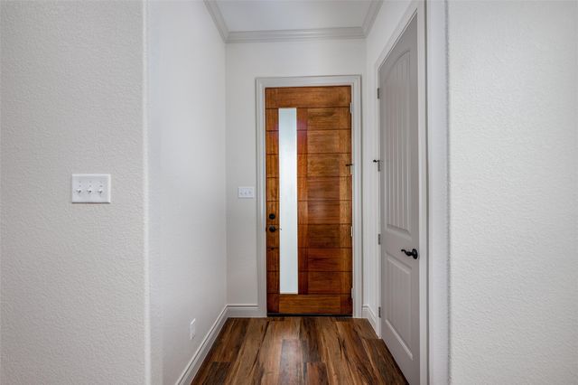 595 Kontiki Drive, Tool, TX 75143
